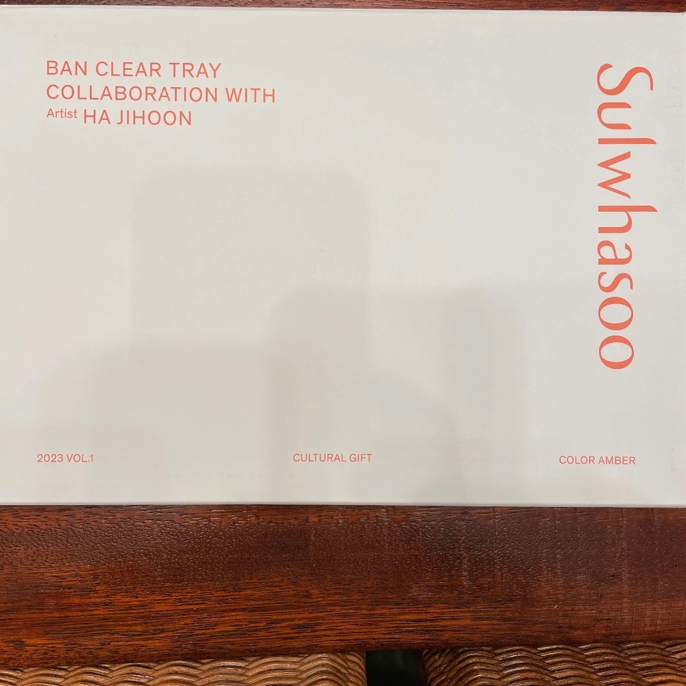 Sulwhasoo Ban Clear Tray designed by Ha Jihoon